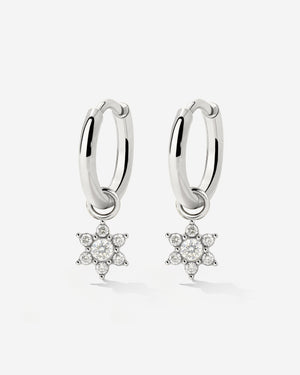 [[Color:Silver]]