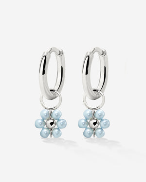 [[Color:Silver]]