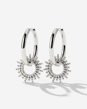 [[Color:Silver]]